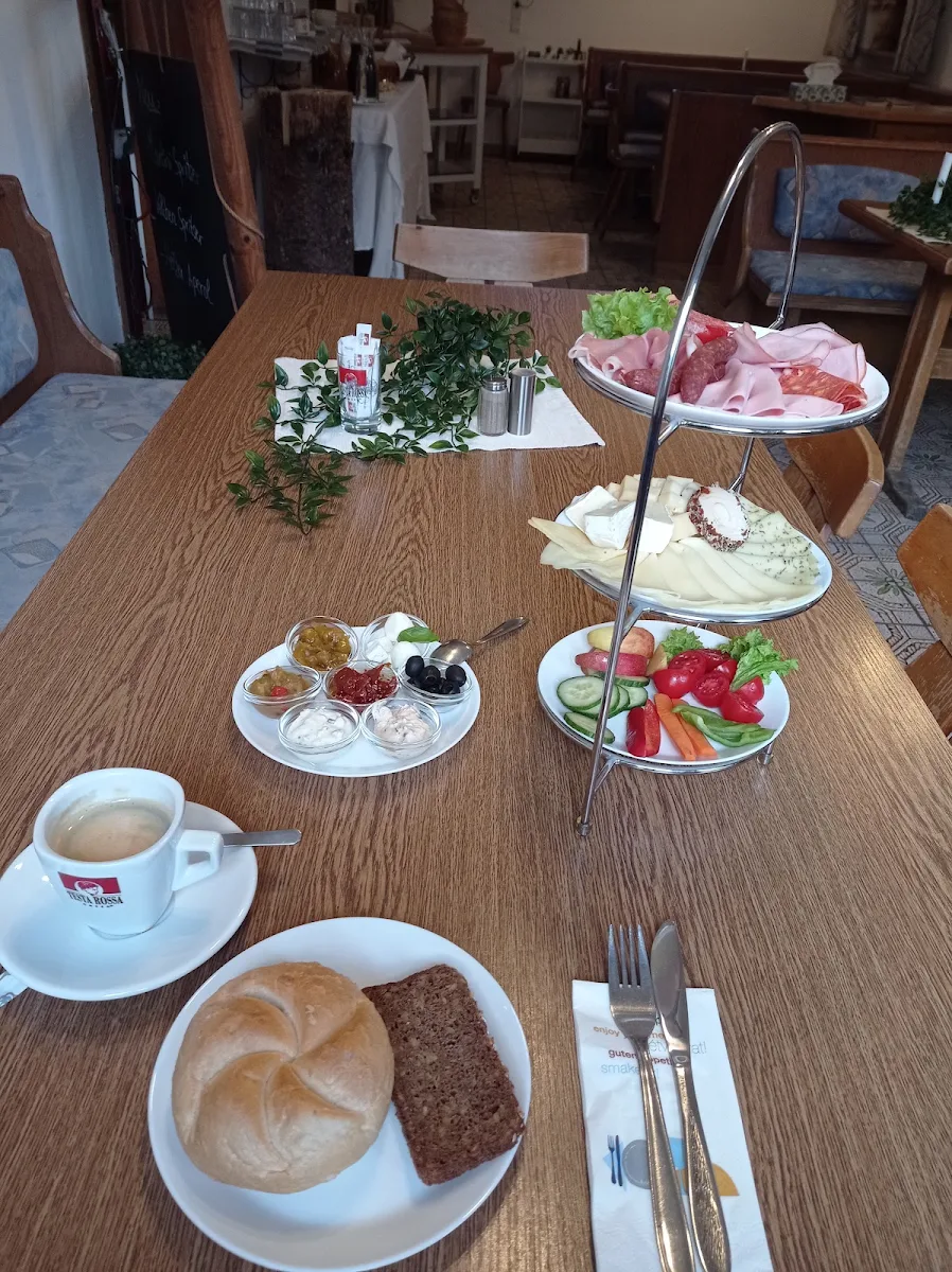 Essen und Trinken photo 2