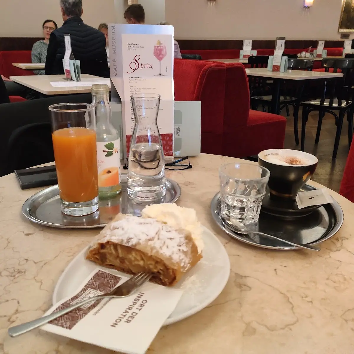 Essen und Trinken photo 4