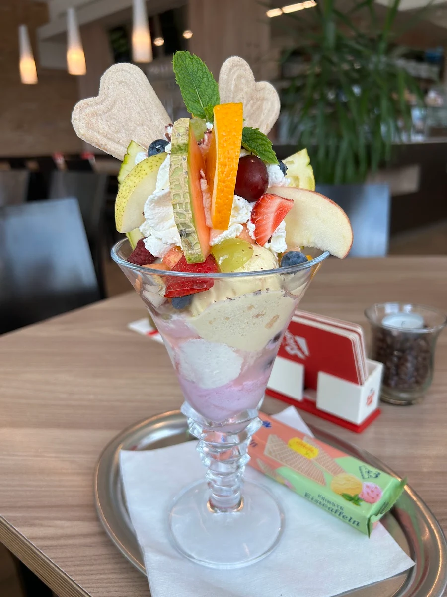 Essen und Trinken photo 1