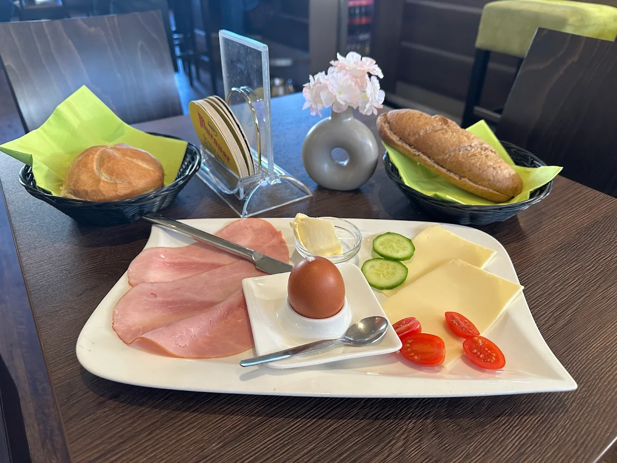 Essen und Trinken photo 2