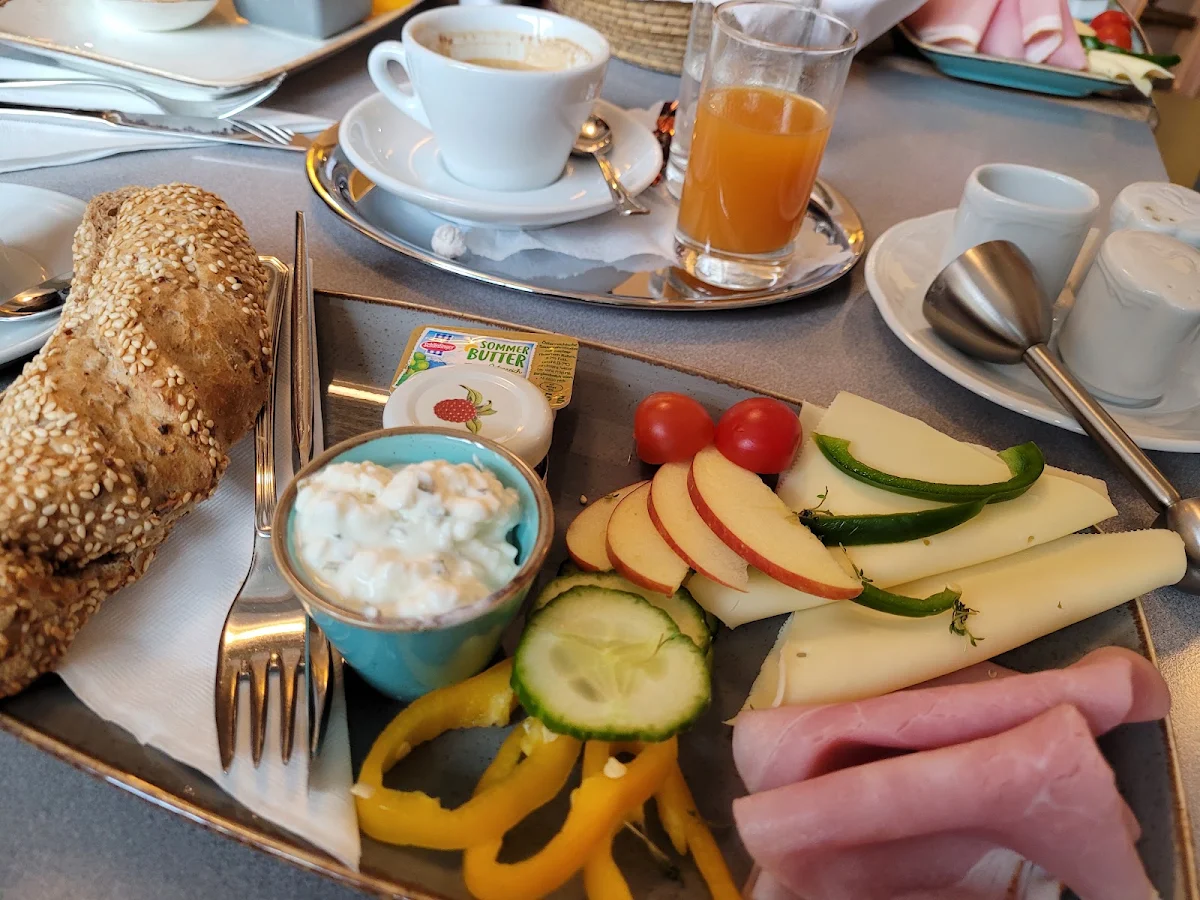 Essen und Trinken photo 2