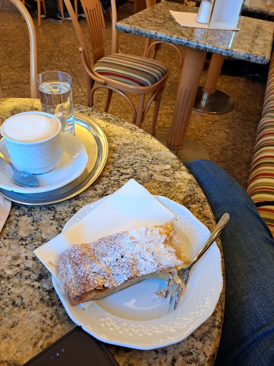 Essen und Trinken photo 1