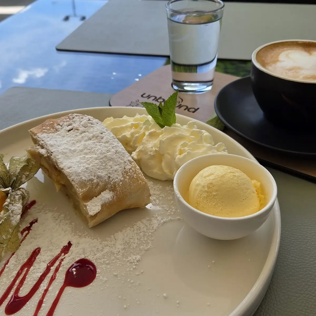Essen und Trinken photo 9