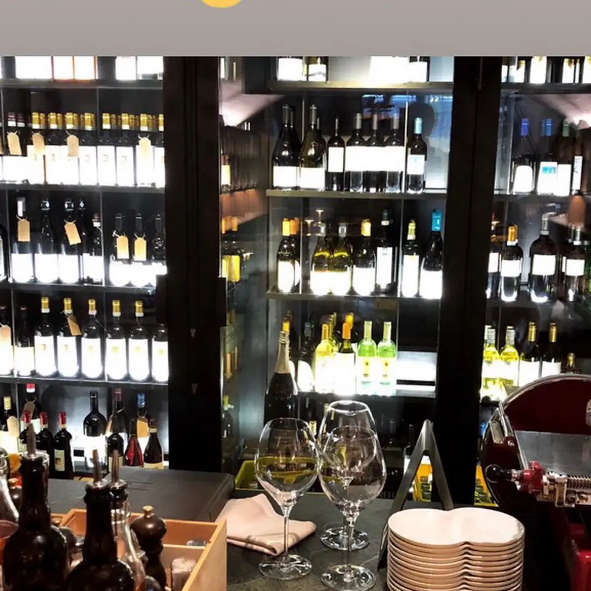Pavinothek, Ristorante, Enoteca Titelbild