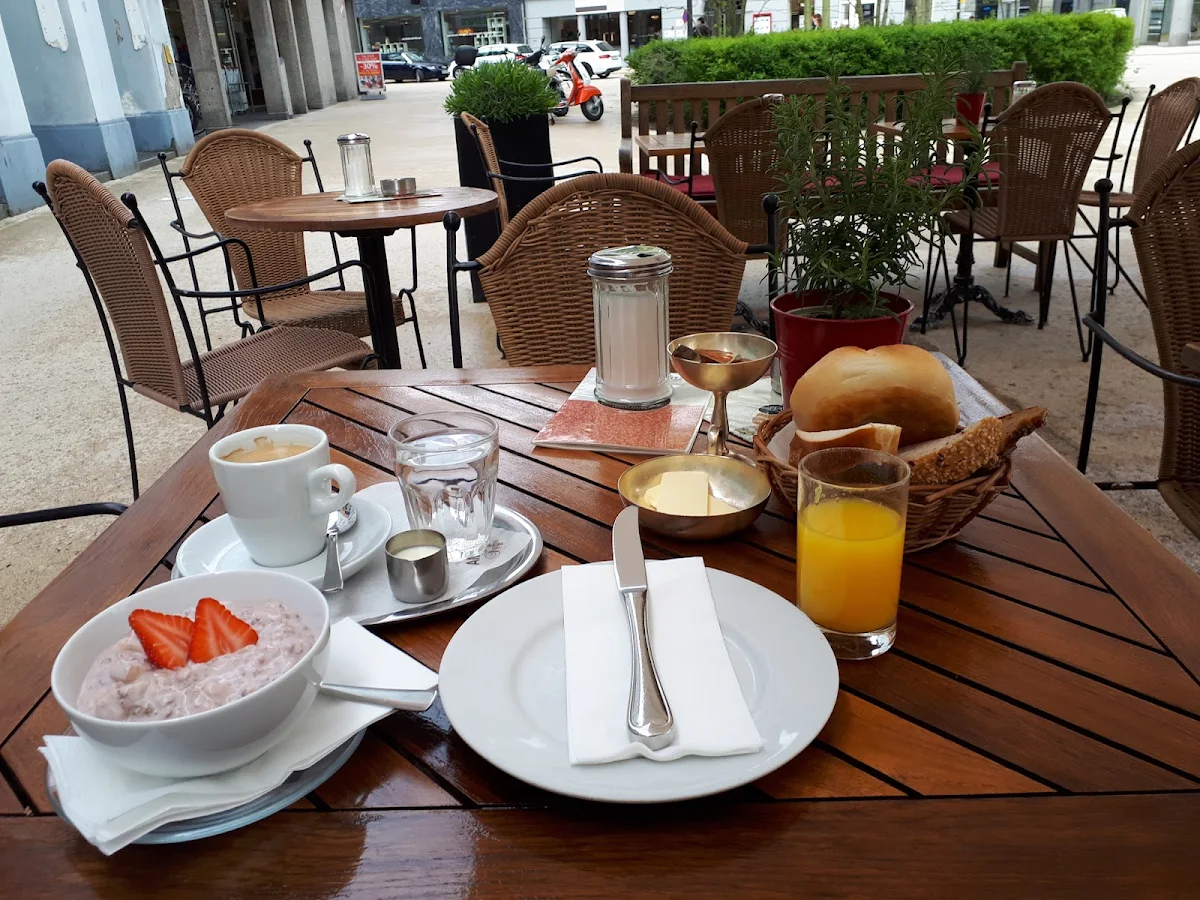 Essen und Trinken photo 1