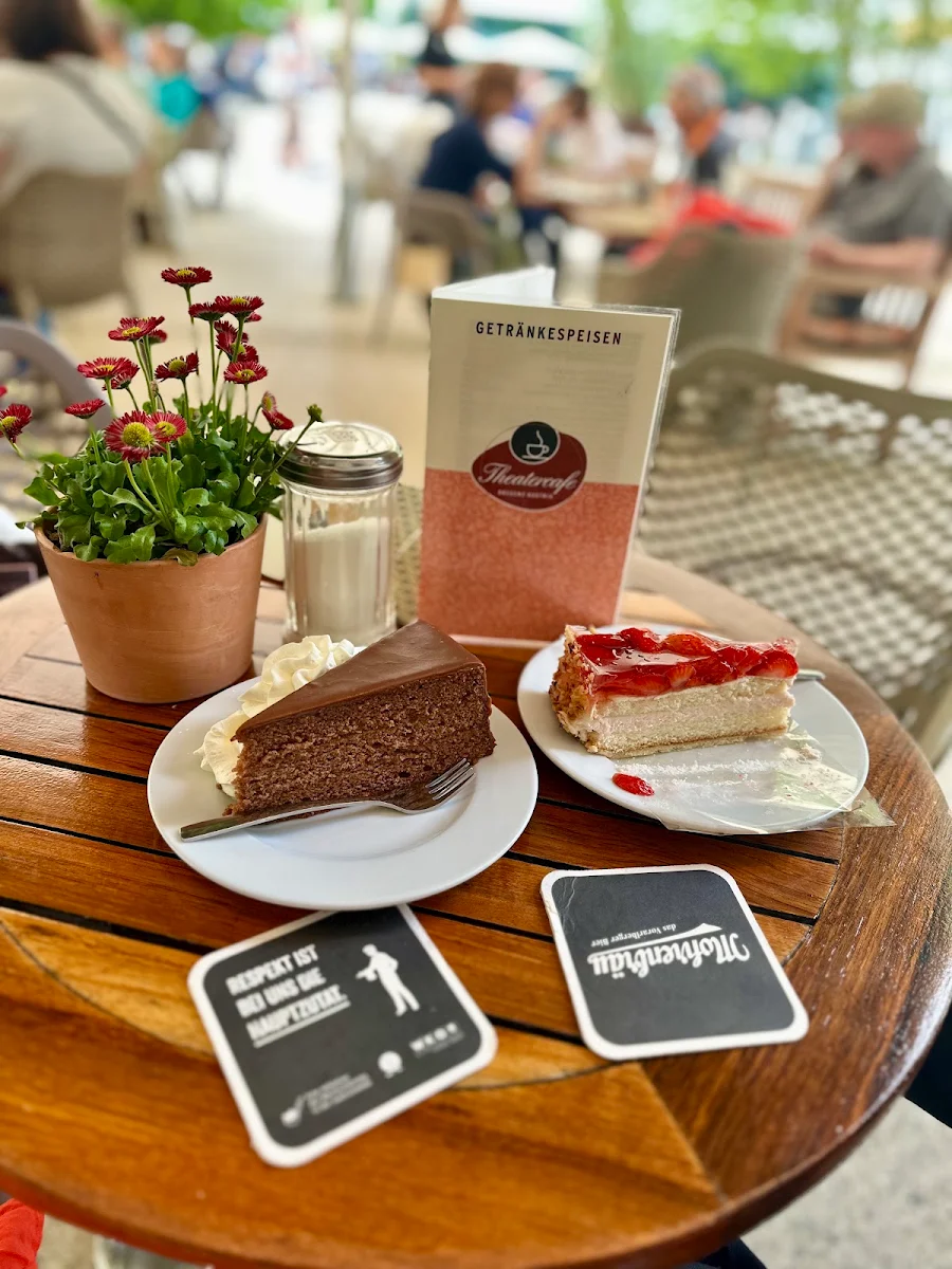 Essen und Trinken photo 3