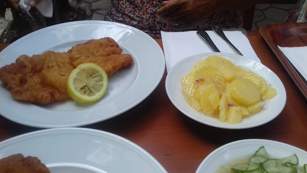 Essen und Trinken photo 2
