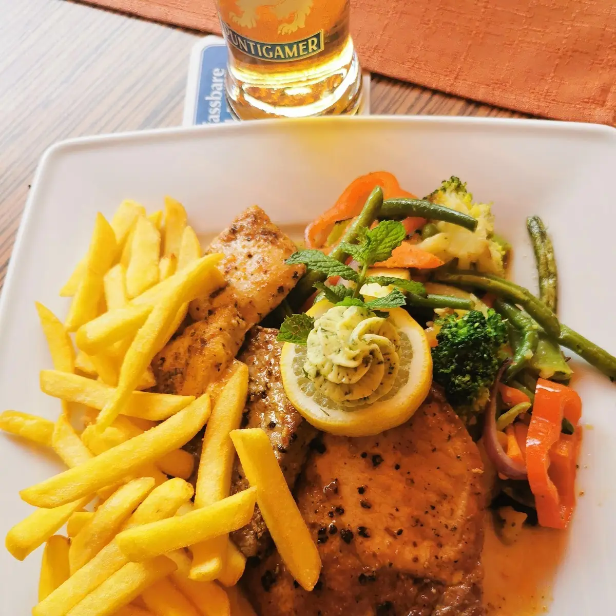 Essen und Trinken photo 2