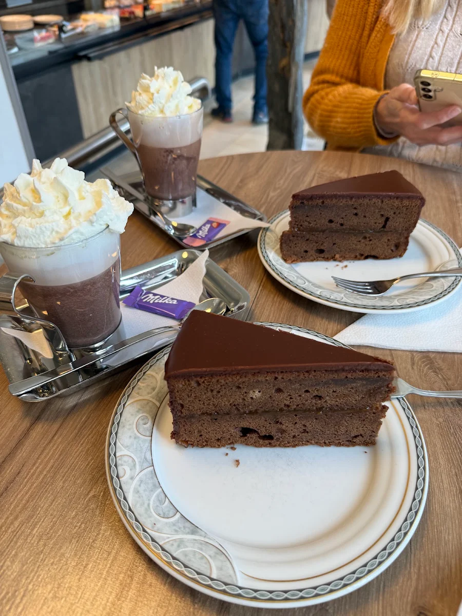 Essen und Trinken photo 3