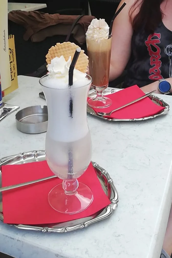 Essen und Trinken photo 2