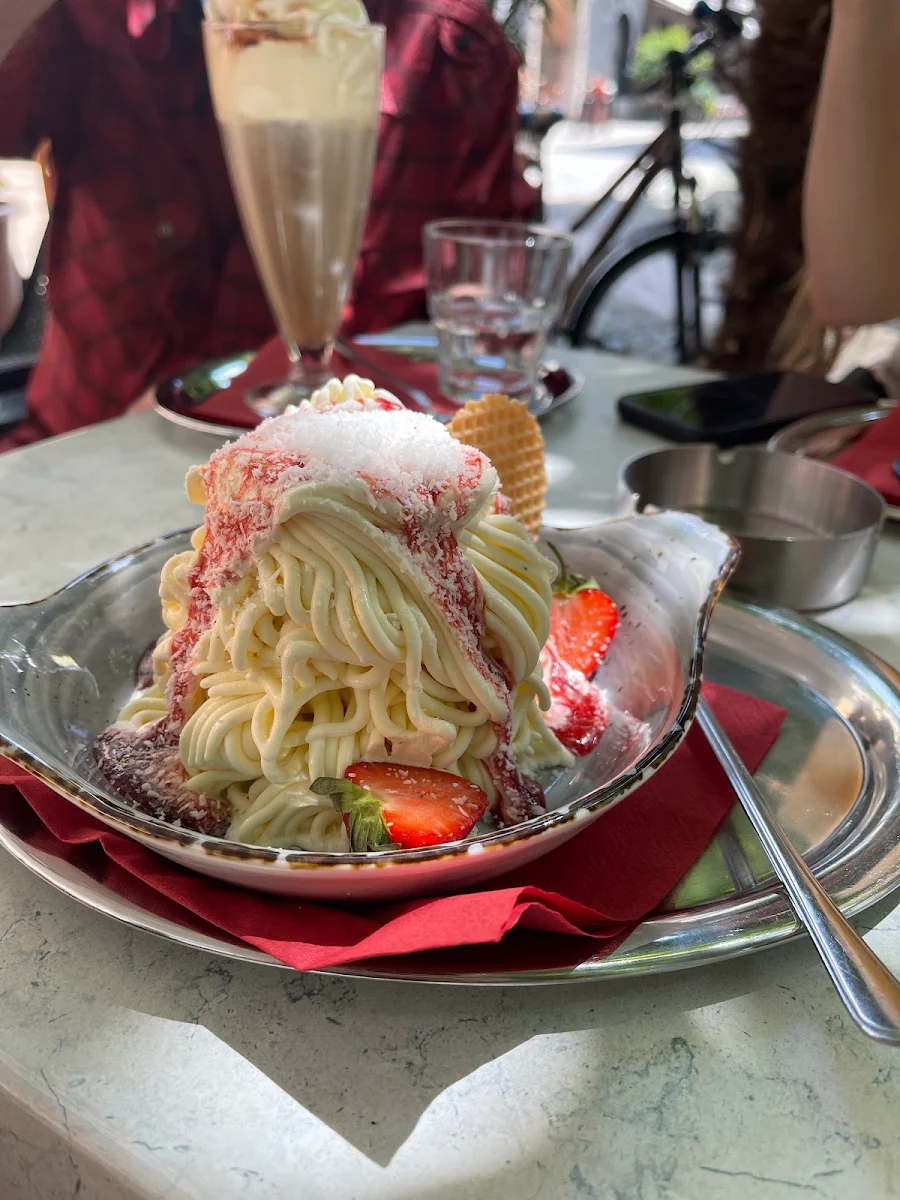 Essen und Trinken photo 3