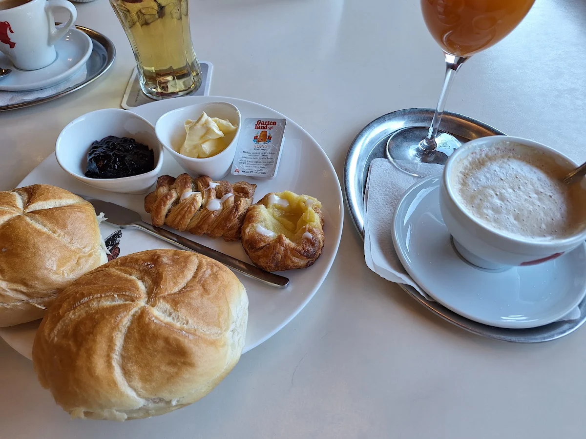 Essen und Trinken photo 8