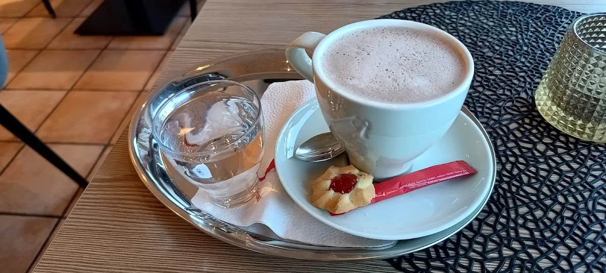 Essen und Trinken photo 1