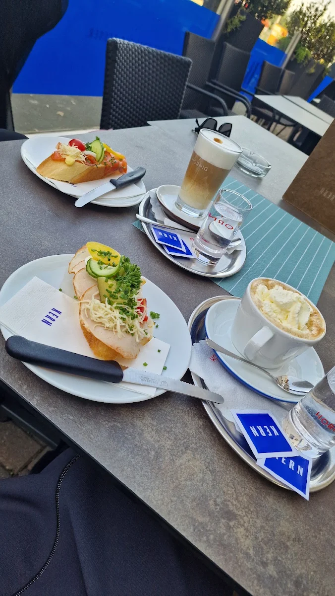 Essen und Trinken photo 2
