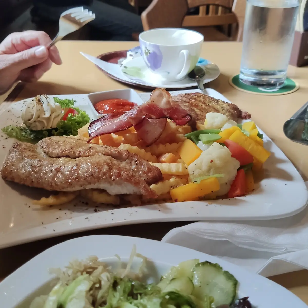 Essen und Trinken photo 3