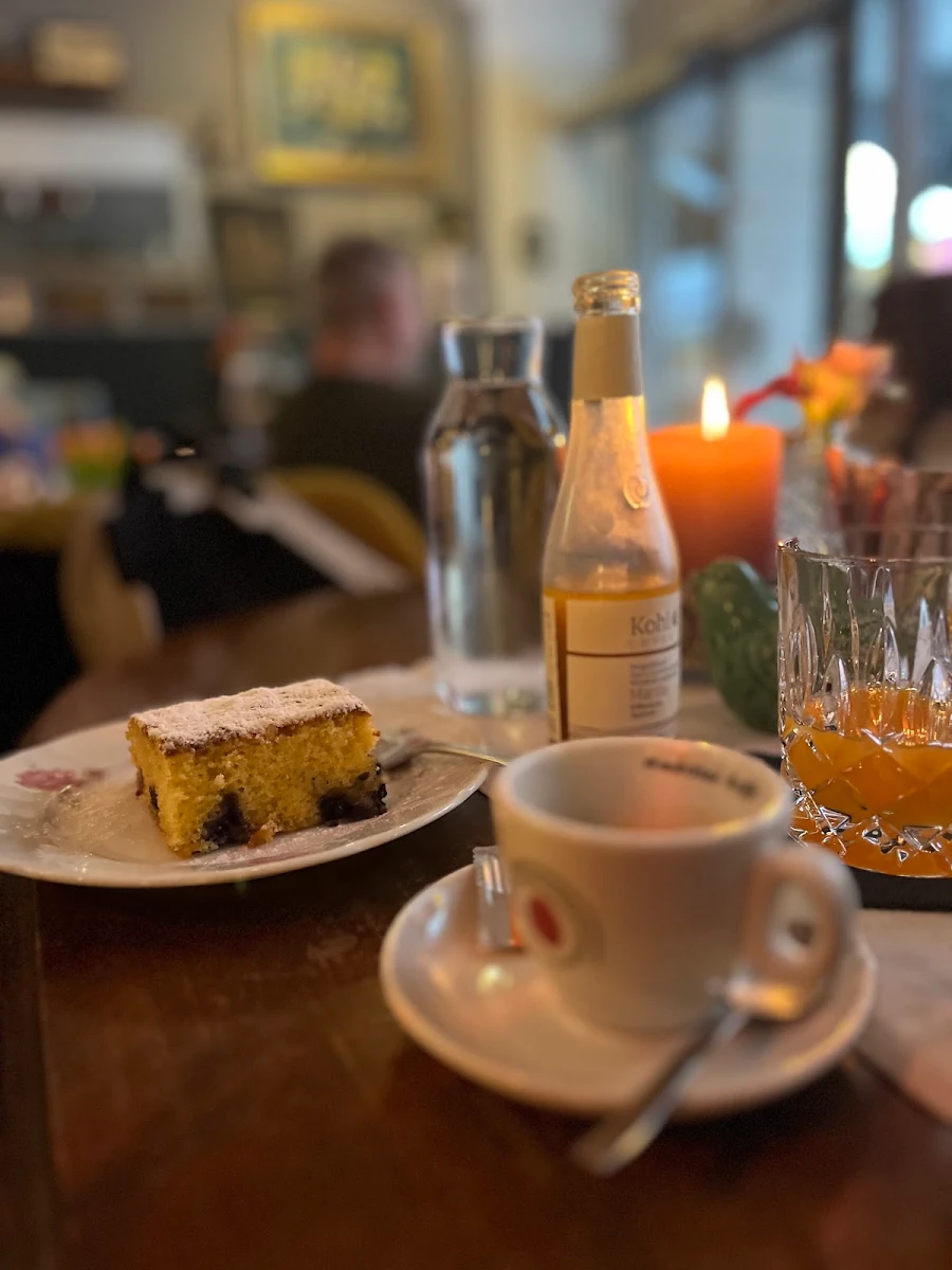 Essen und Trinken photo 3