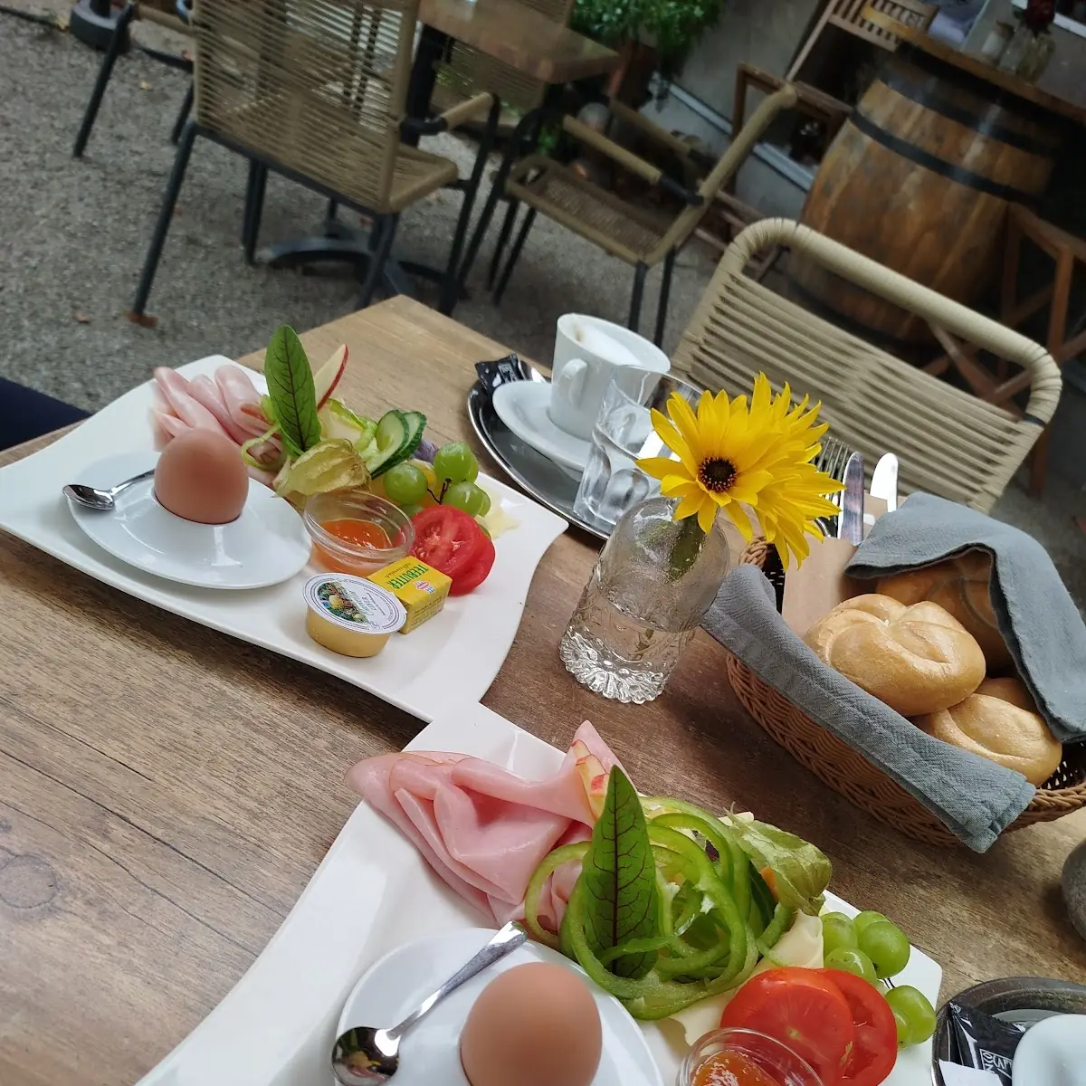 Essen und Trinken photo 3