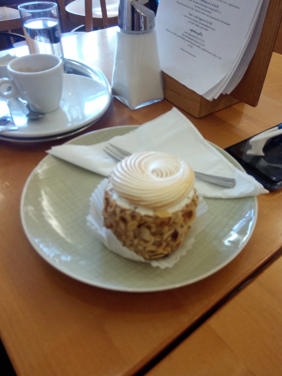 Essen und Trinken photo 7