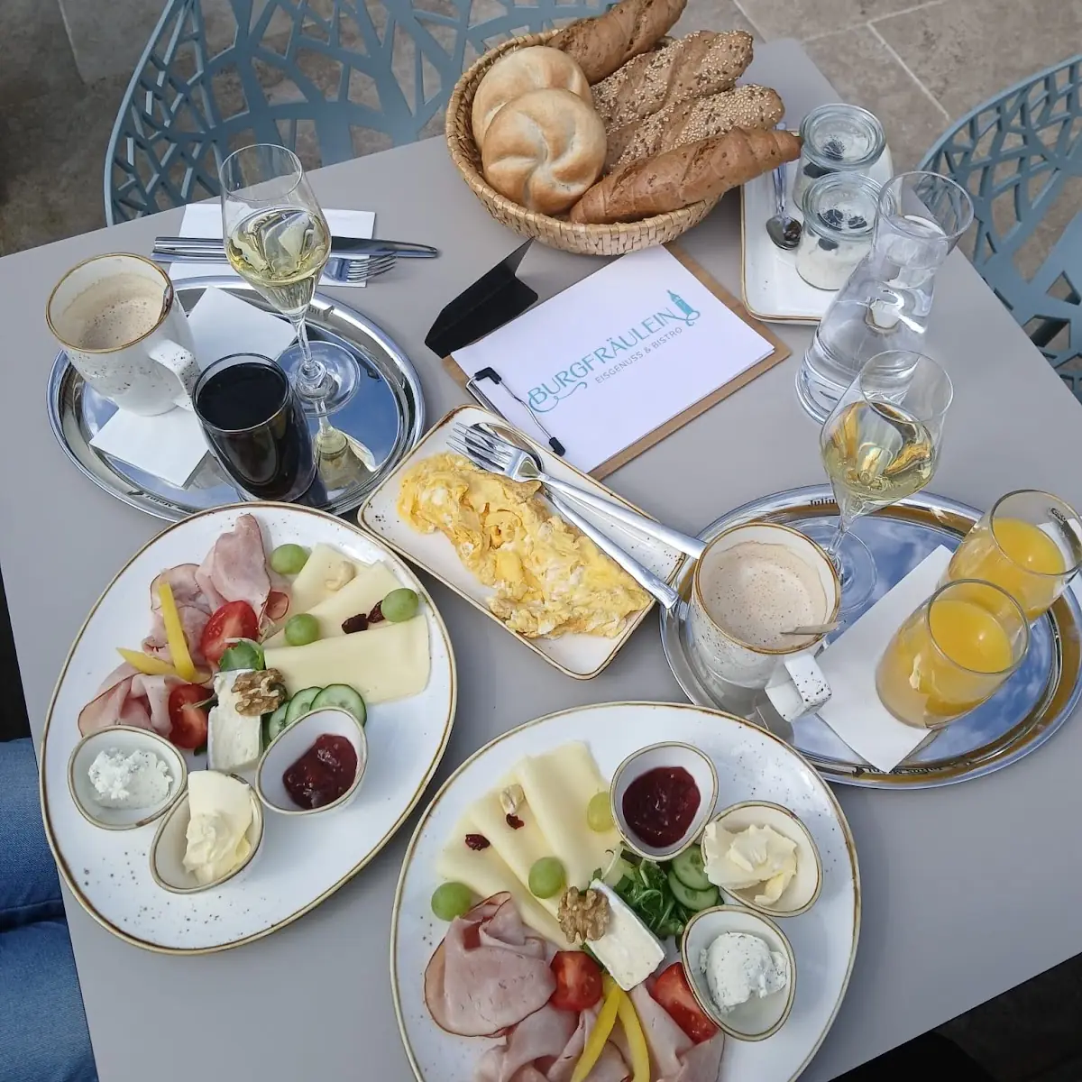 Essen und Trinken photo 2