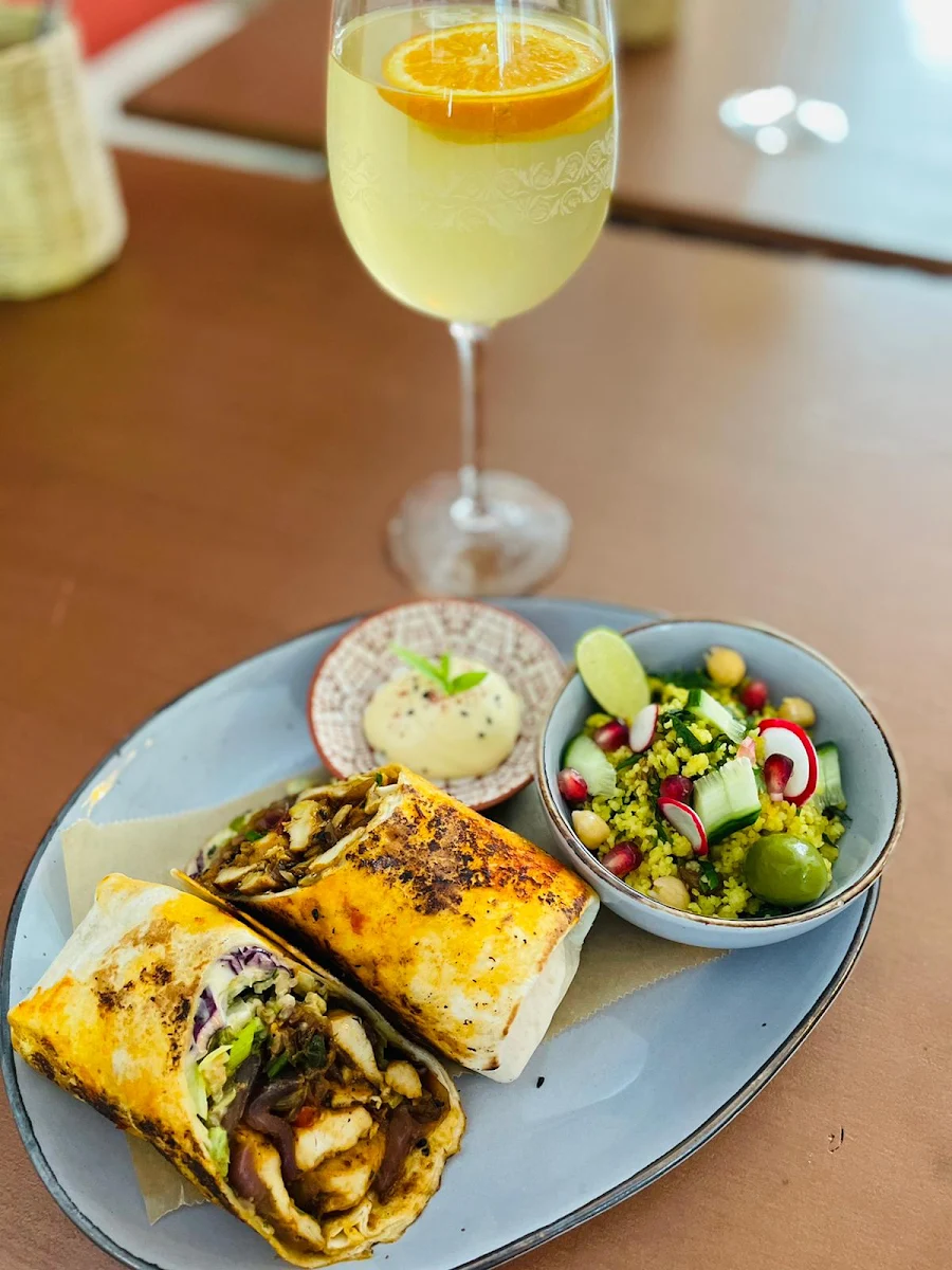 Essen und Trinken photo 1