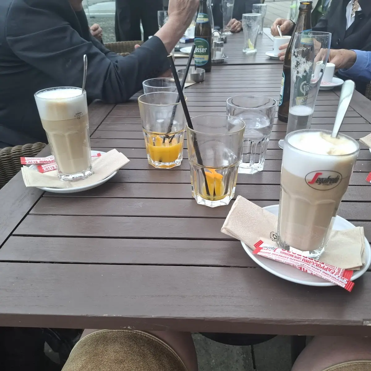 Essen und Trinken photo 3