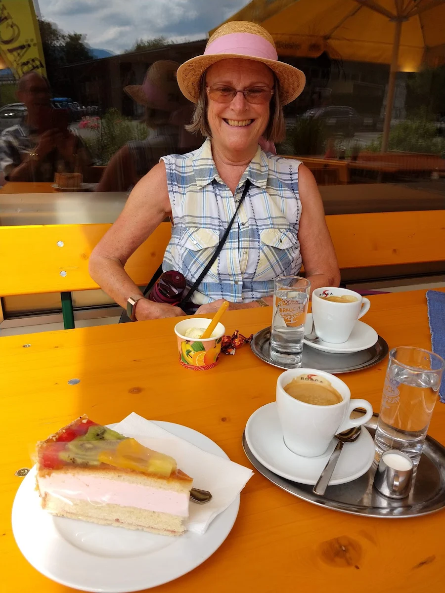 Essen und Trinken photo 2