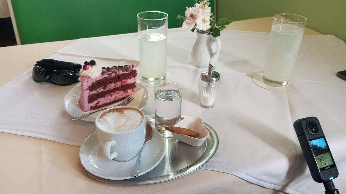 Essen und Trinken photo 1