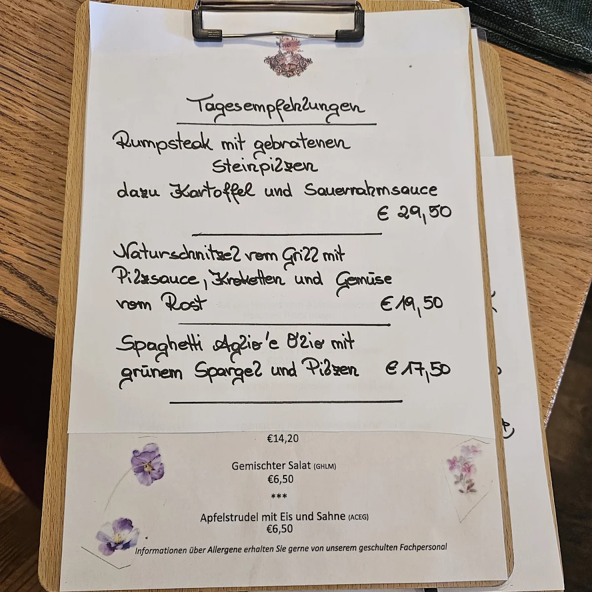 Speisekarte photo 1