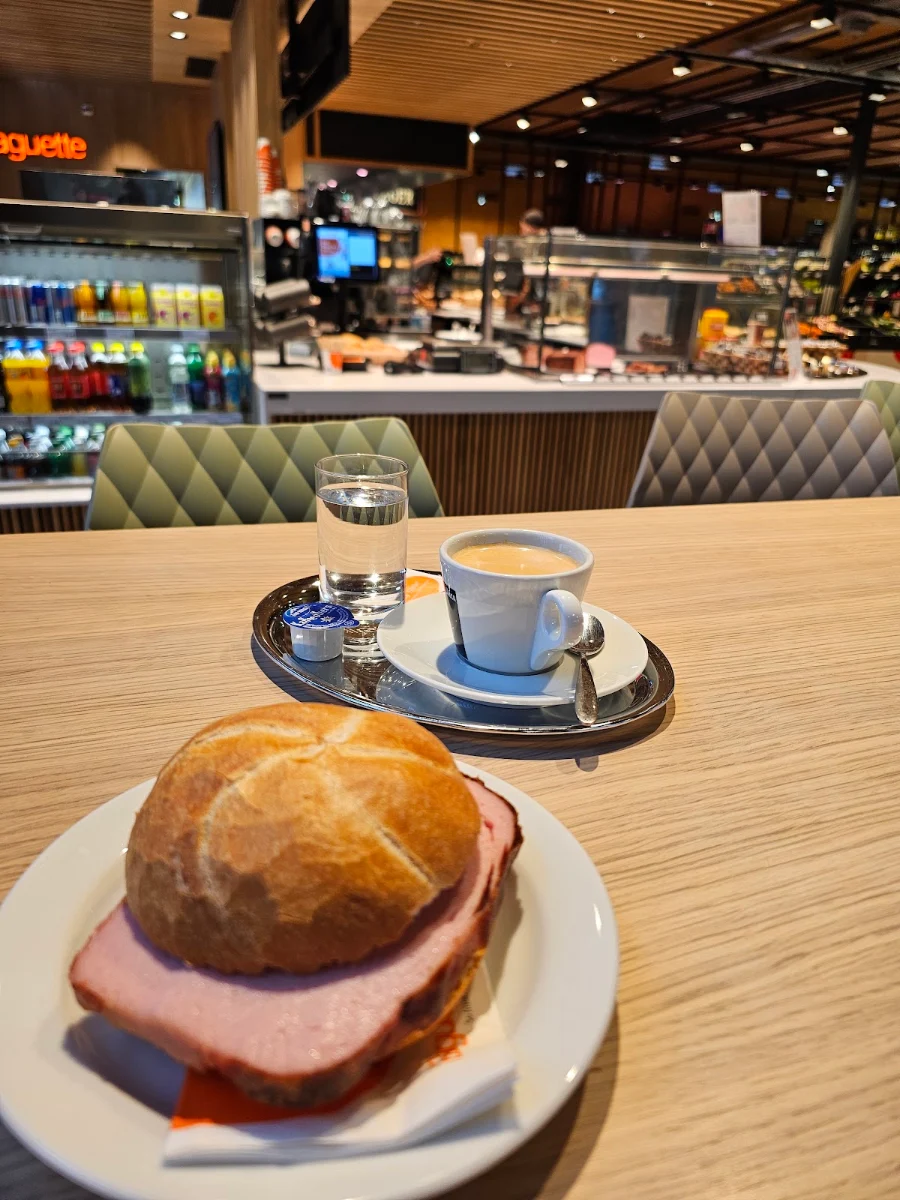 Essen und Trinken photo 1