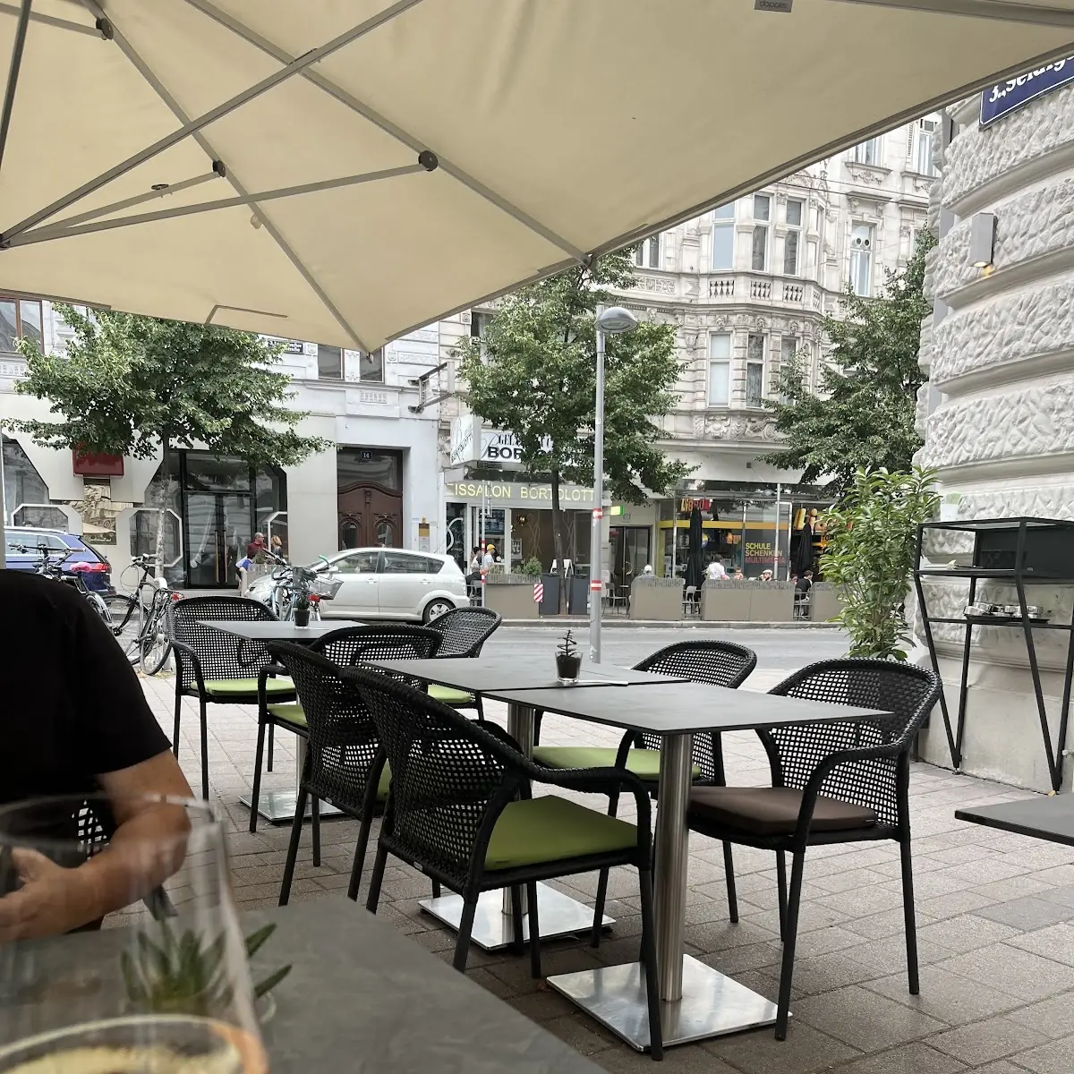 Atmosphäre, Heunisch & Erben