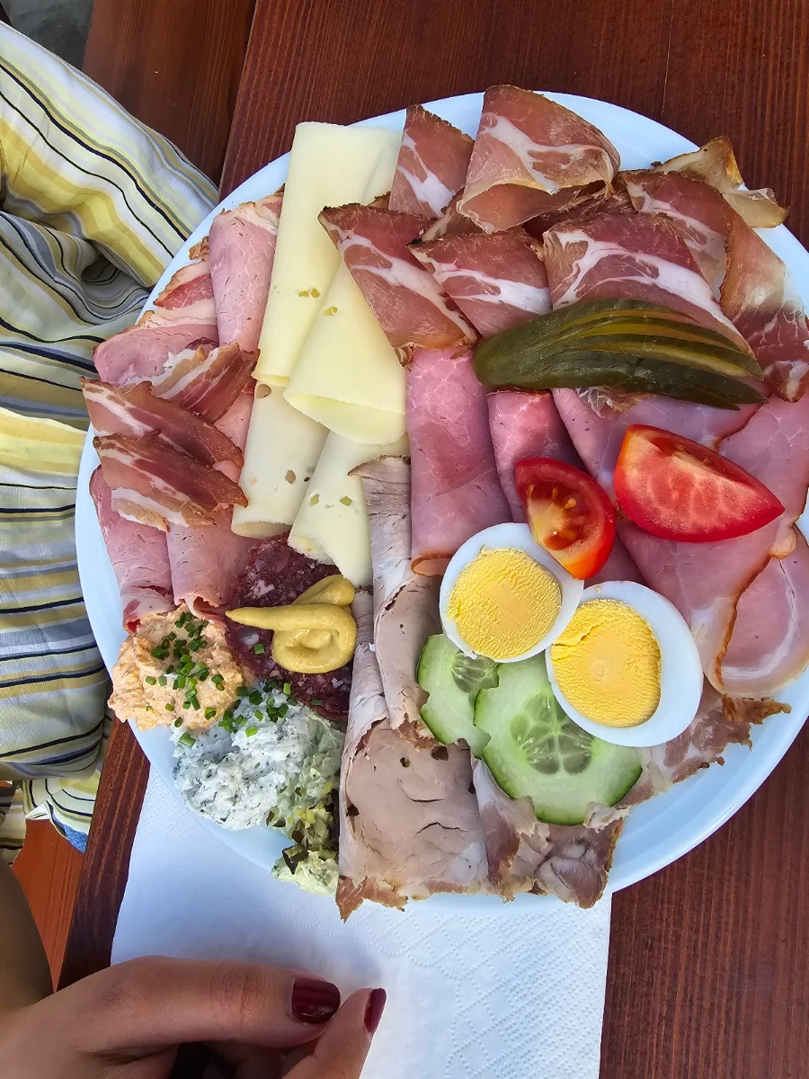 Essen und Trinken photo 2