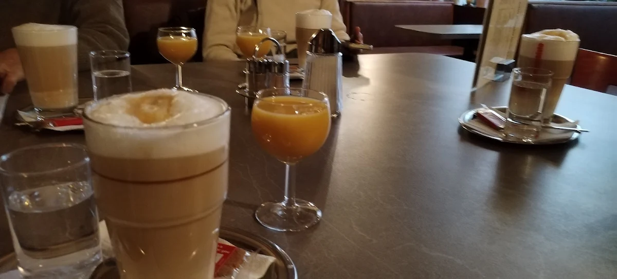 Essen und Trinken photo 2