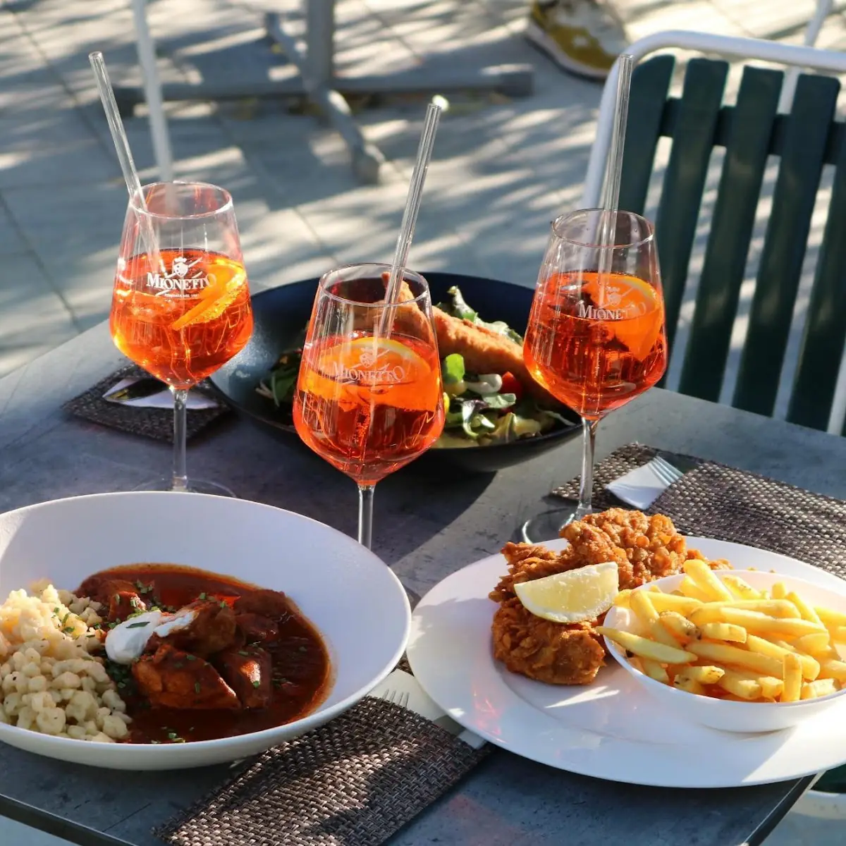 Essen und Trinken photo 1
