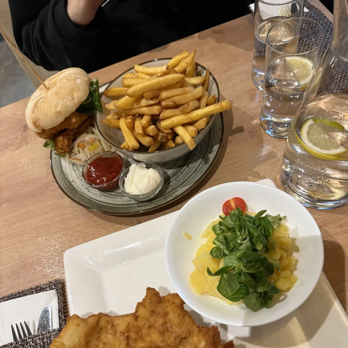 Essen und Trinken photo 3