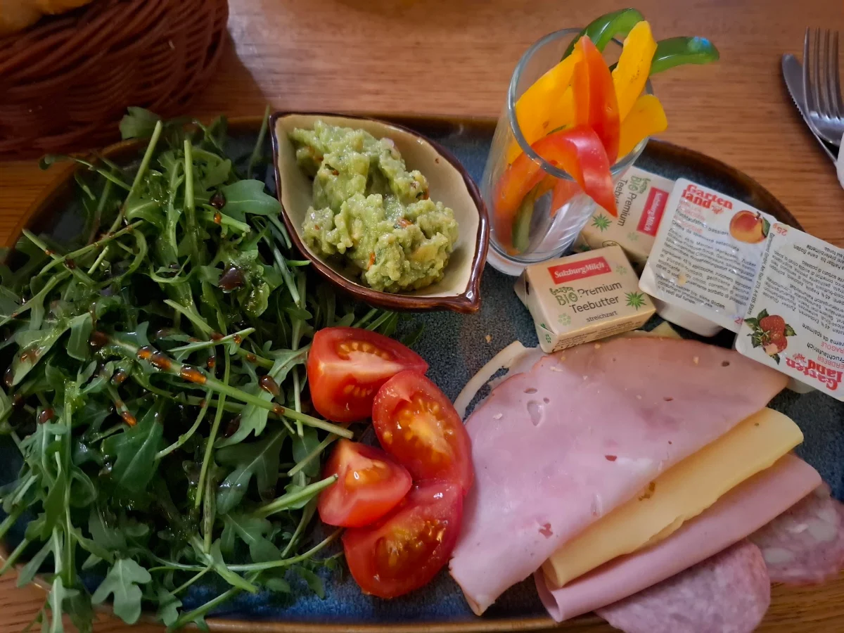 Essen und Trinken, Stadt-Cafe Groß-Enzersdorf