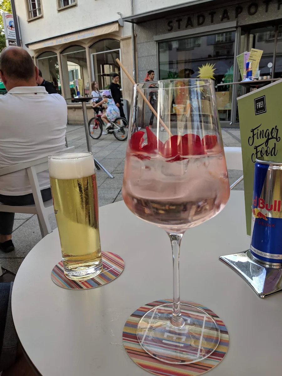 Essen und Trinken photo 3