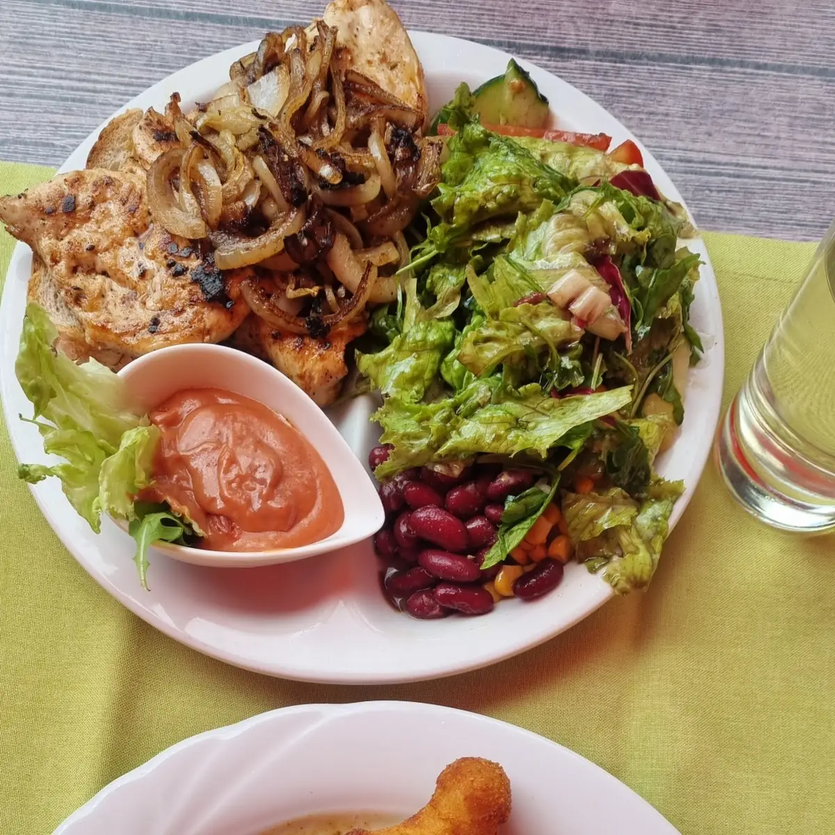 Essen und Trinken, Freizeitanlage Karl-Wirt