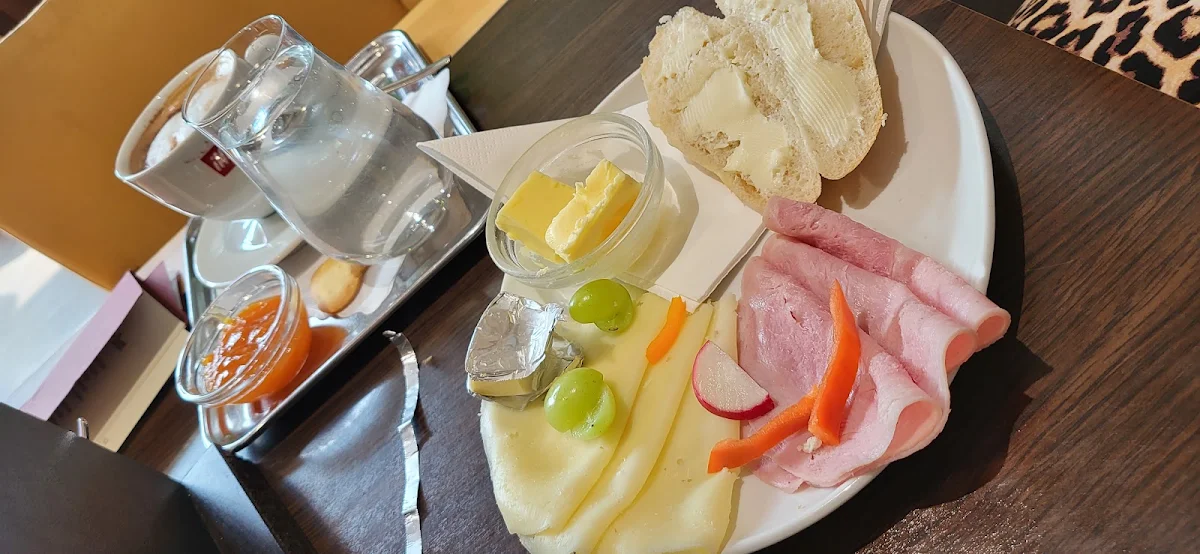Essen und Trinken photo 1