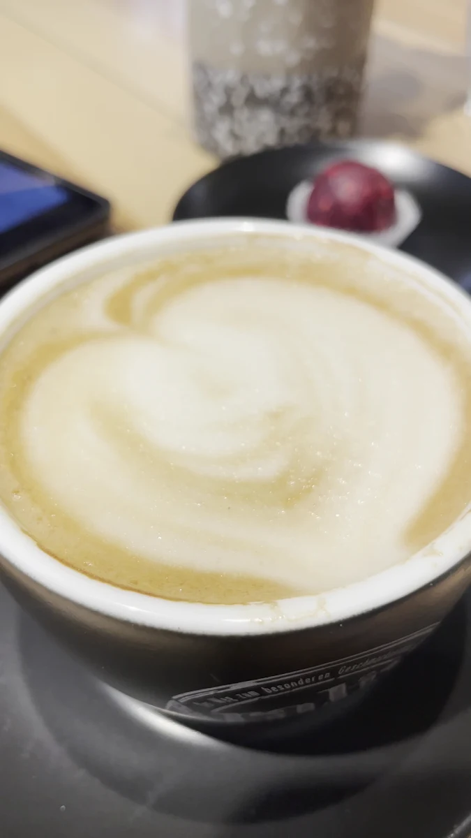 Essen und Trinken, Kopi Kadé. Der Kaffeeladen