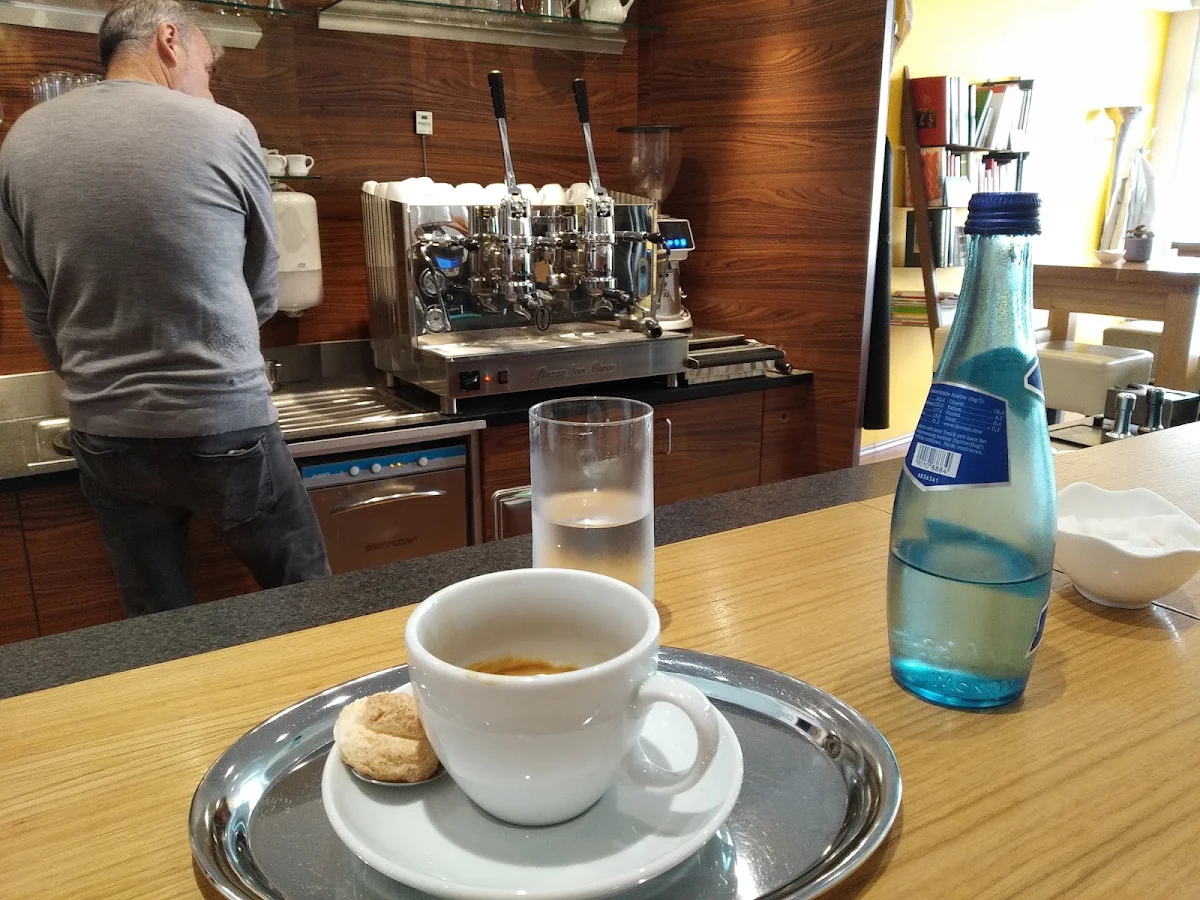 Essen und Trinken photo 2
