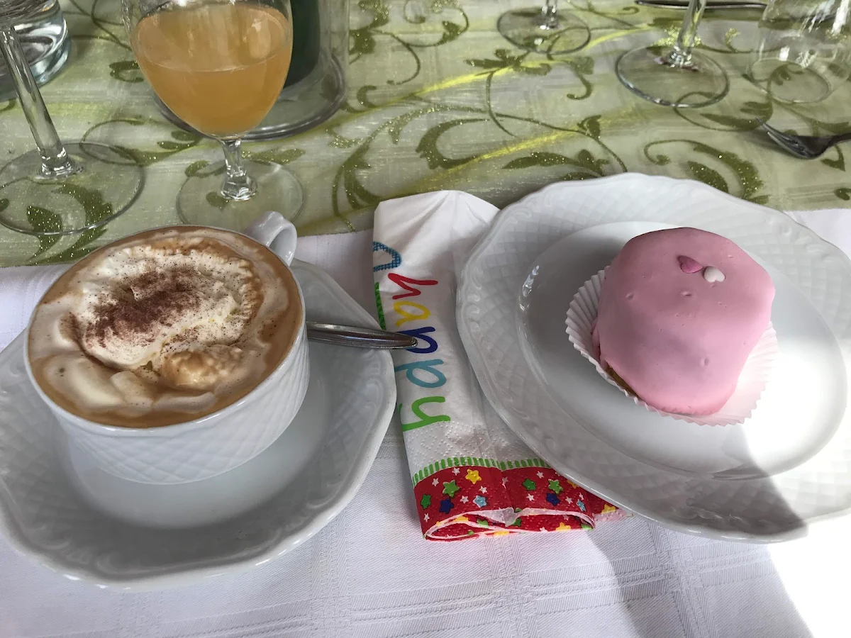 Essen und Trinken photo 2