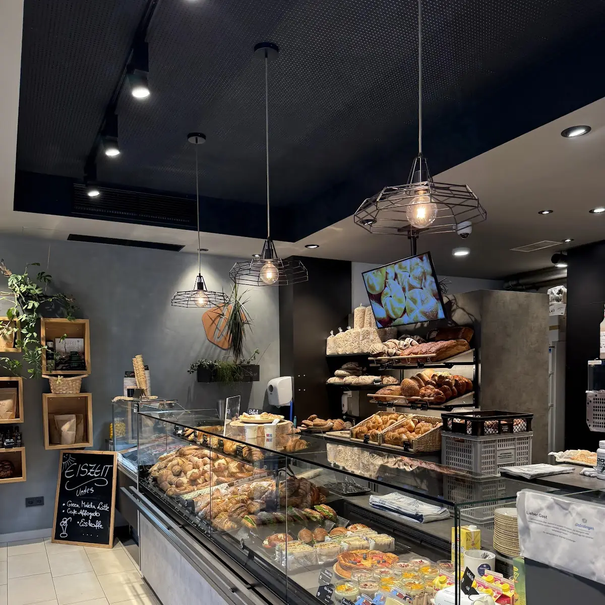 Cafe Untes Titelbild