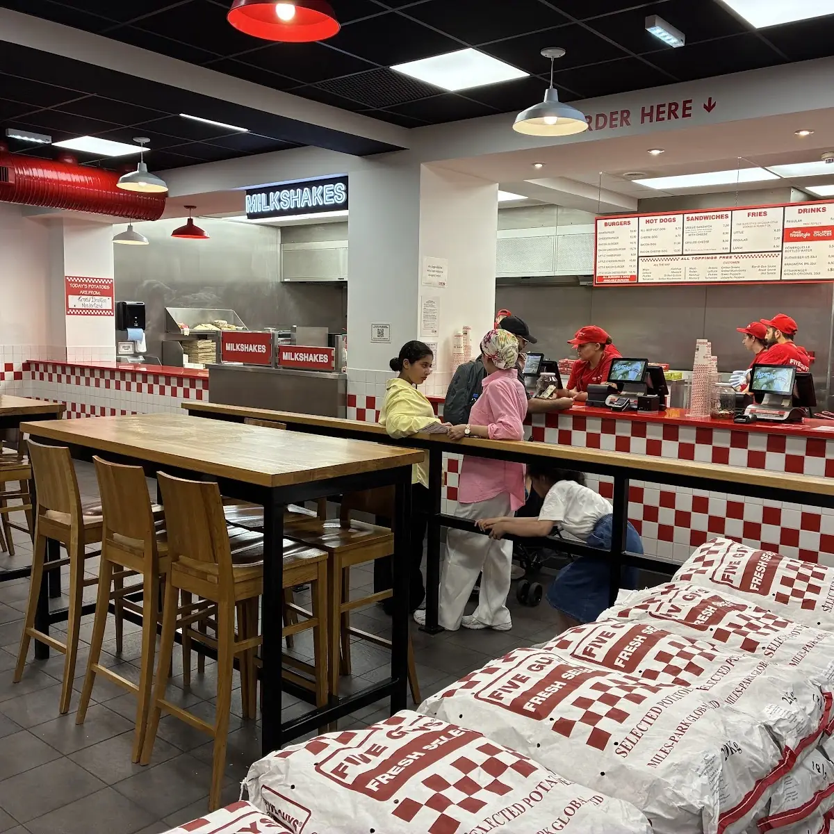 Five Guys Titelbild