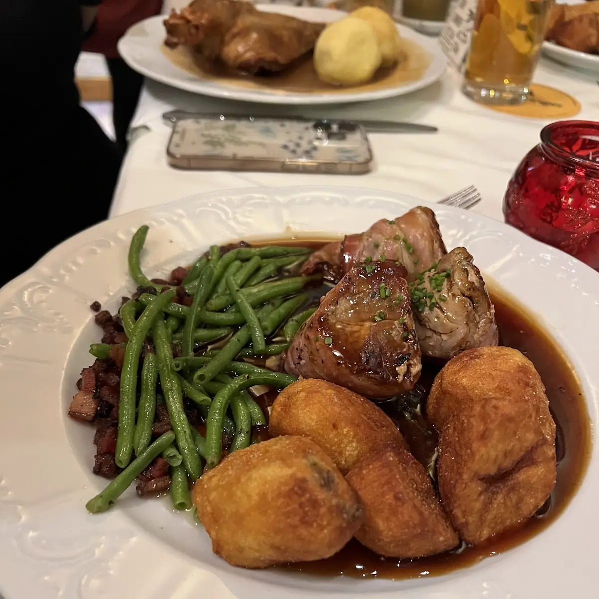 Essen und Trinken, Restaurant Stöger