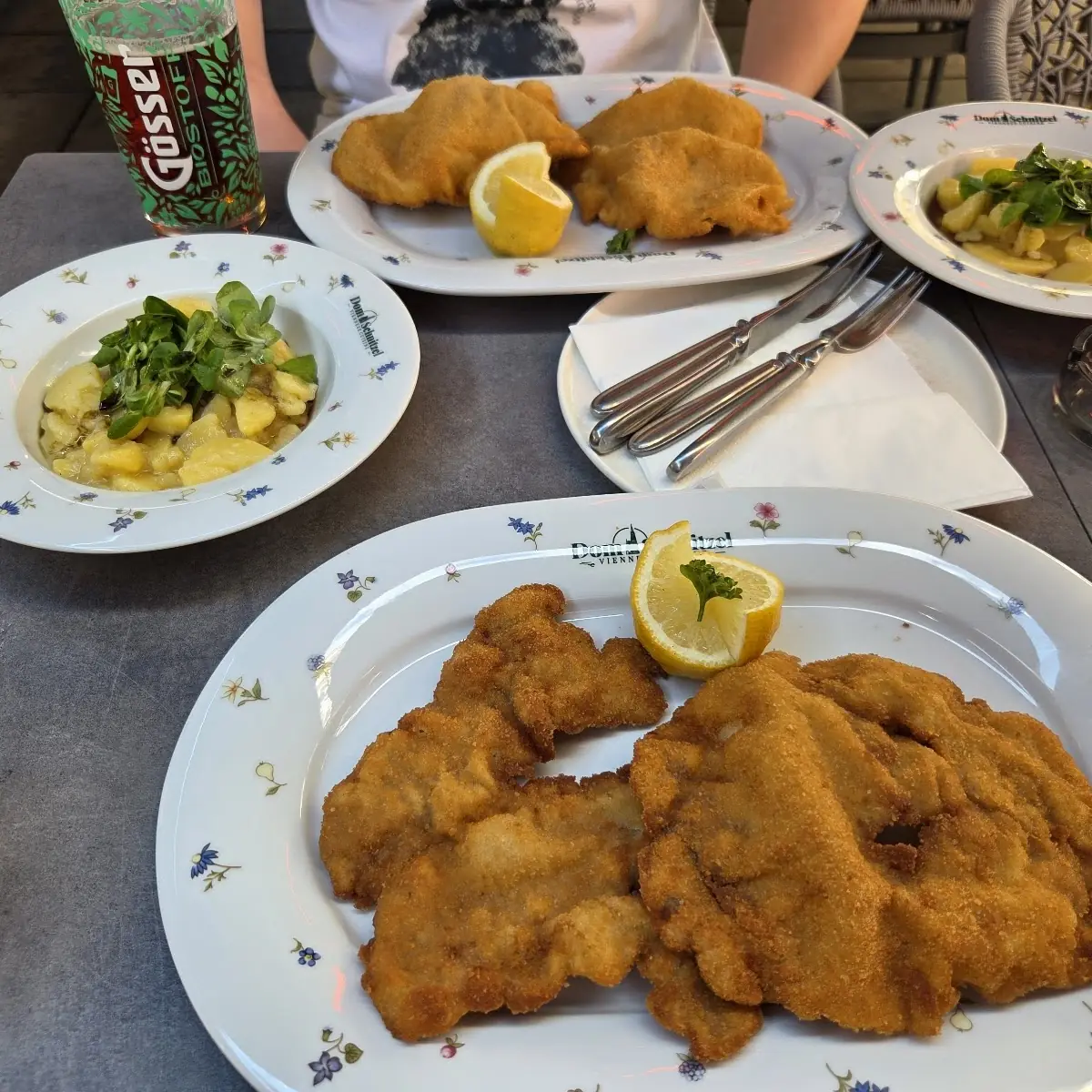 Essen und Trinken photo 2