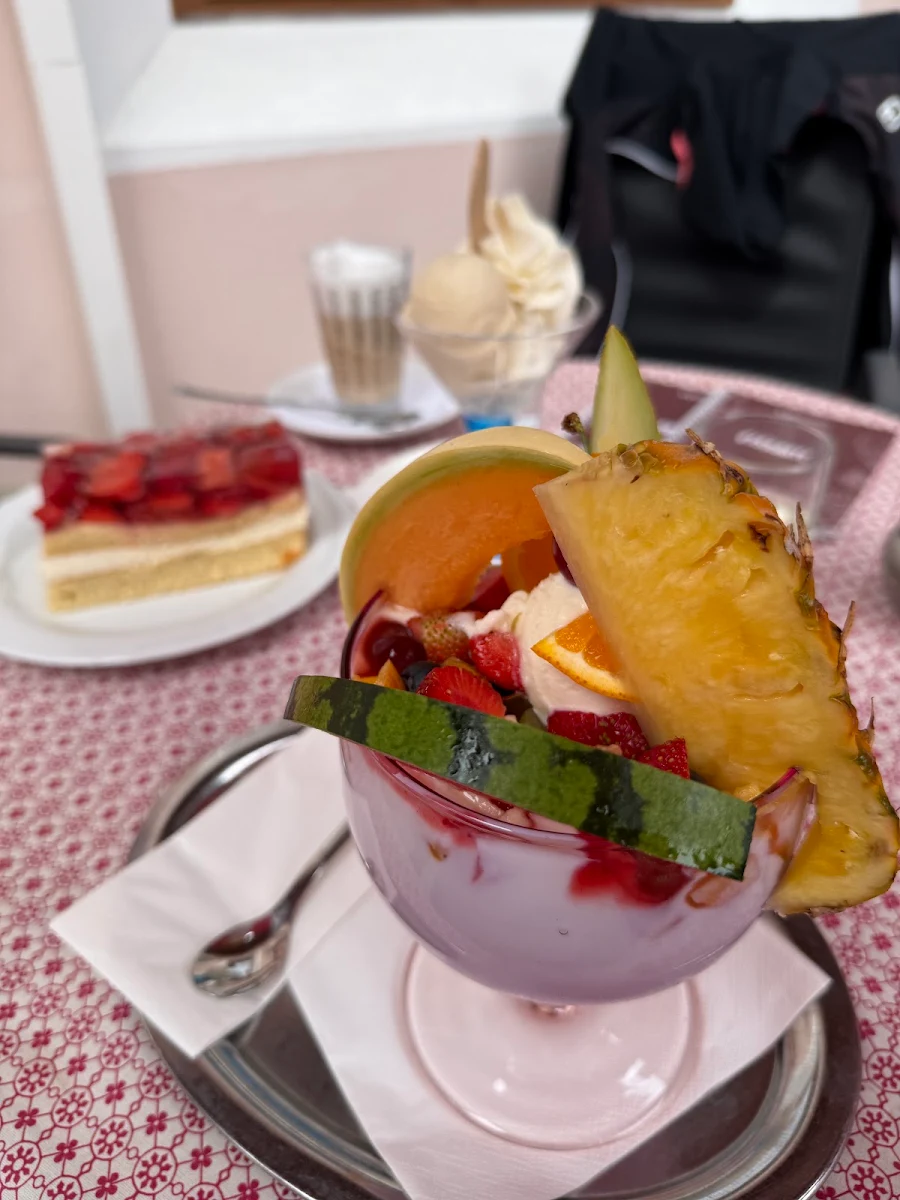 Essen und Trinken photo 2