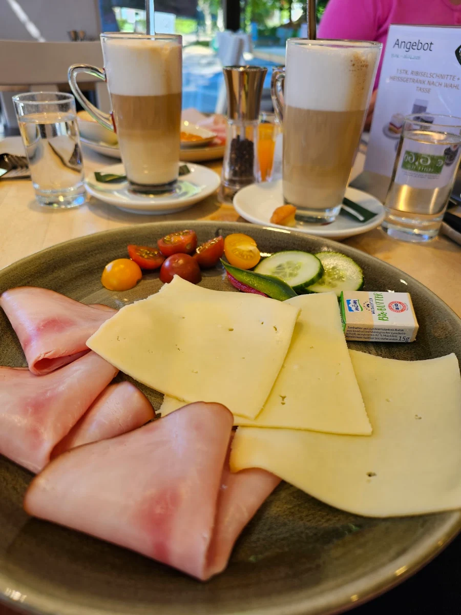 Essen und Trinken photo 2