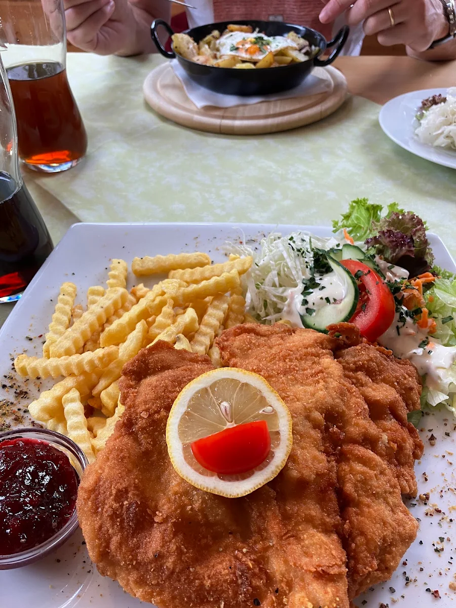 Essen und Trinken photo 2