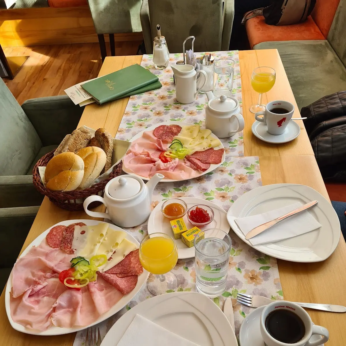Essen und Trinken photo 2