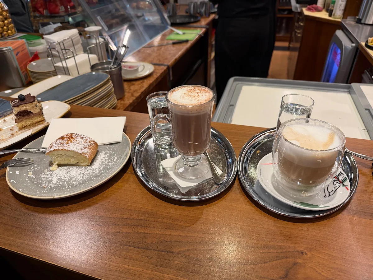 Essen und Trinken photo 3